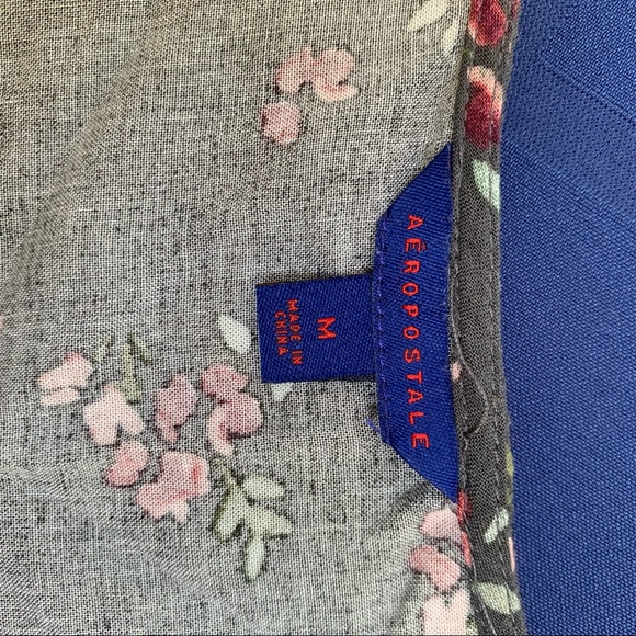 Aeropostale Short Sleeve Gray Floral Dress - Picture 5 of 5